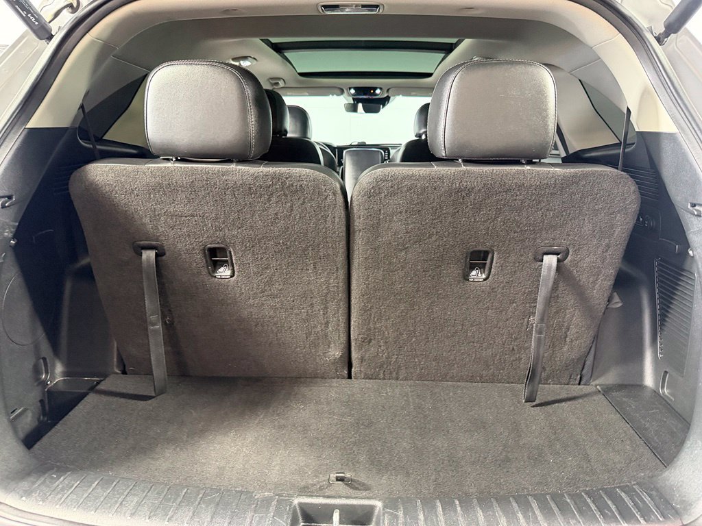 Used 2023 Kia Sorento EX w/ Panoramic Sunroof Package FWD image 22