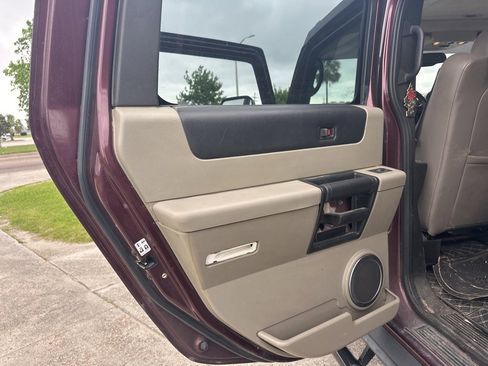 Used 2006 HUMMER H2 image 10