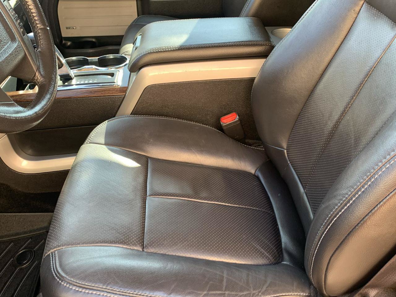 Used 2014 Ford F150 Lariat w/ Equipment Group 502A Luxury AWD/4WD image 27