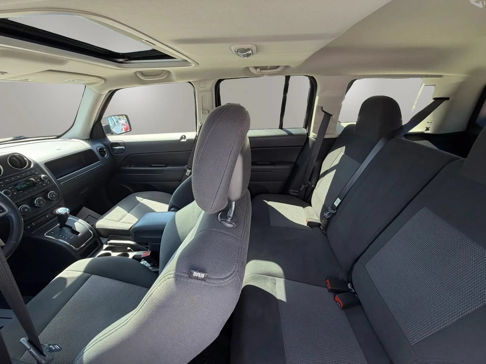 Used 2011 Jeep Patriot Latitude AWD/4WD image 22