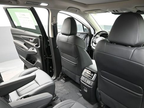 New 2026 Subaru Ascent Limited Bronze image 15