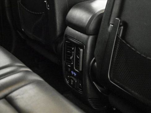 Used 2016 Jeep Grand Cherokee Summit w/ Platinum Series Group image 18