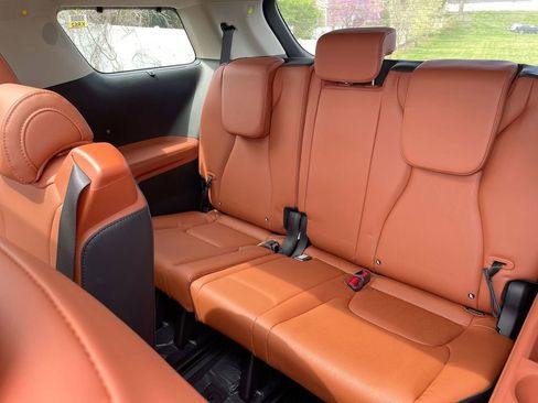 Used 2025 Kia Carnival SX image 50