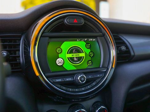 Used 2019 MINI Cooper 2-Door Hardtop FWD image 37
