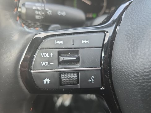 Used 2023 Honda CR-V Sport Touring image 17
