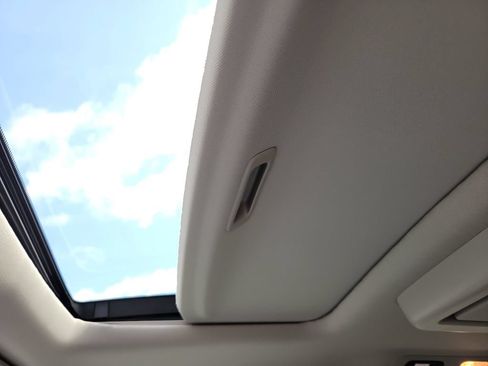 Used 2025 Honda Odyssey Touring image 31