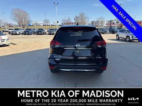 Used 2018 Nissan Rogue SL w/ Premium Package AWD/4WD image 5
