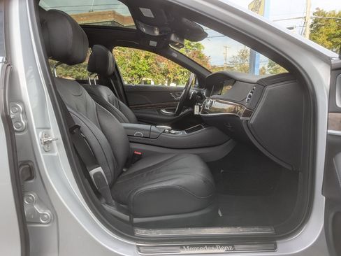 Used 2016 Mercedes-Benz S 550 4MATIC Sedan image 34