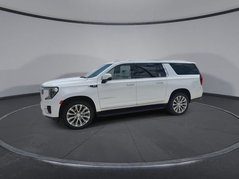 Used 2023 GMC Yukon XL Denali AWD/4WD image 5