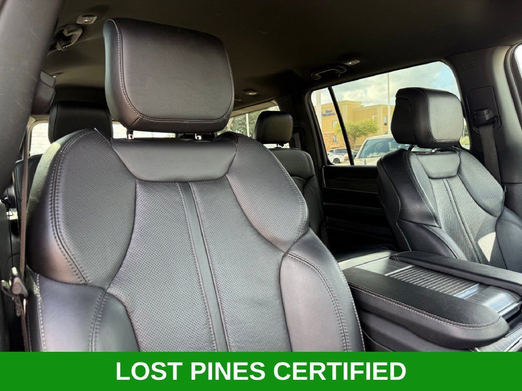 Used 2024 Jeep Wagoneer Series II w/ Flexible Seating Group RWD image 24