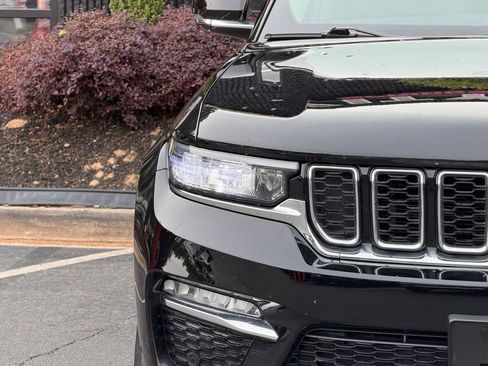 Used 2022 Jeep Grand Cherokee Limited 4xe w/ Luxury Tech Group II AWD/4WD image 4
