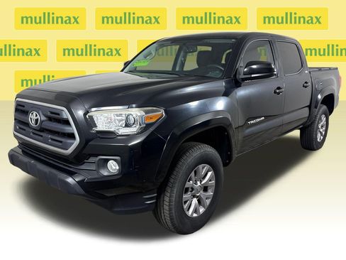 Used 2017 Toyota Tacoma SR5 w/ Tow Package image 15