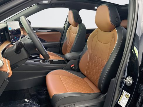 Used 2026 Volkswagen Tiguan SEL R-Line image 11