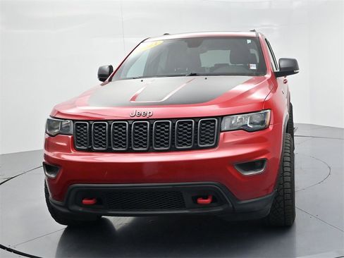 Used 2021 Jeep Grand Cherokee Trailhawk image 3