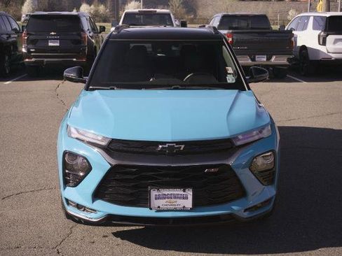 Used 2022 Chevrolet TrailBlazer RS w/ Technology Package FWD image 4