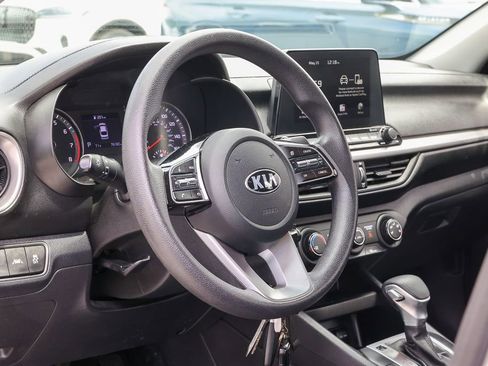 Used 2021 Kia Forte LXS FWD image 28