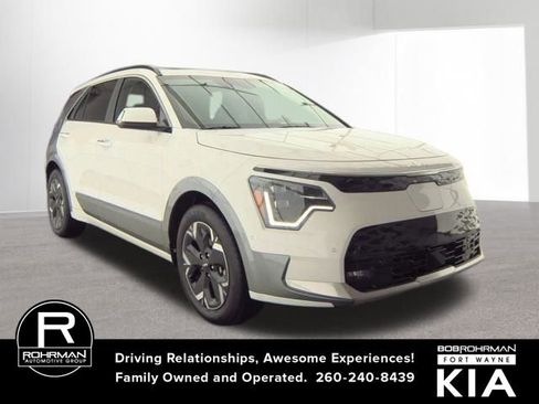 Certified 2025 Kia Niro Wave w/ Wave Preserve Package image 6