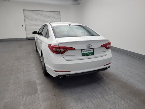 Used 2017 Hyundai Sonata Sport w/ Value Edition Package 02 image 6
