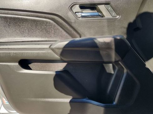 Used 2023 Chevrolet Colorado LT w/ LT Convenience Package II image 21