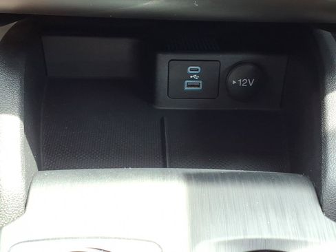 Used 2023 Ford Escape Active AWD/4WD image 19