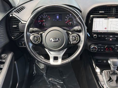 Used 2020 Kia Soul EX FWD image 12