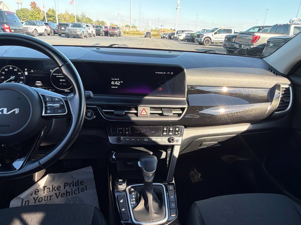 Used 2024 Kia Seltos S AWD/4WD image 21