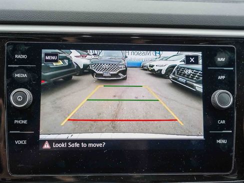 Used 2021 Volkswagen Atlas SEL image 23