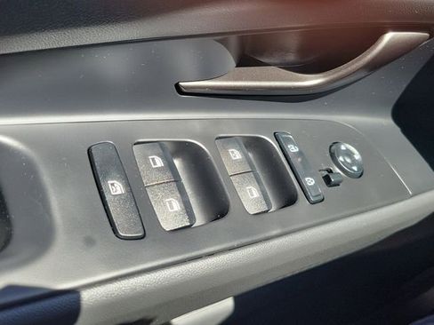 New 2026 Hyundai Elantra Sport FWD image 17