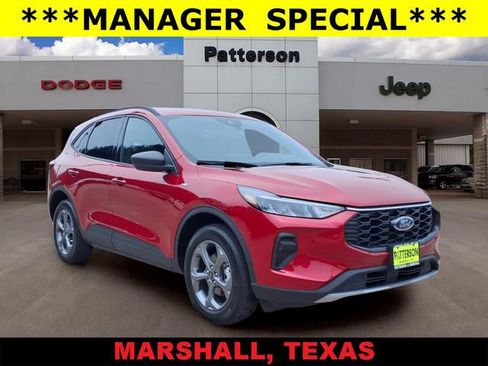 Used 2025 Ford Escape ST-Line AWD/4WD image 1