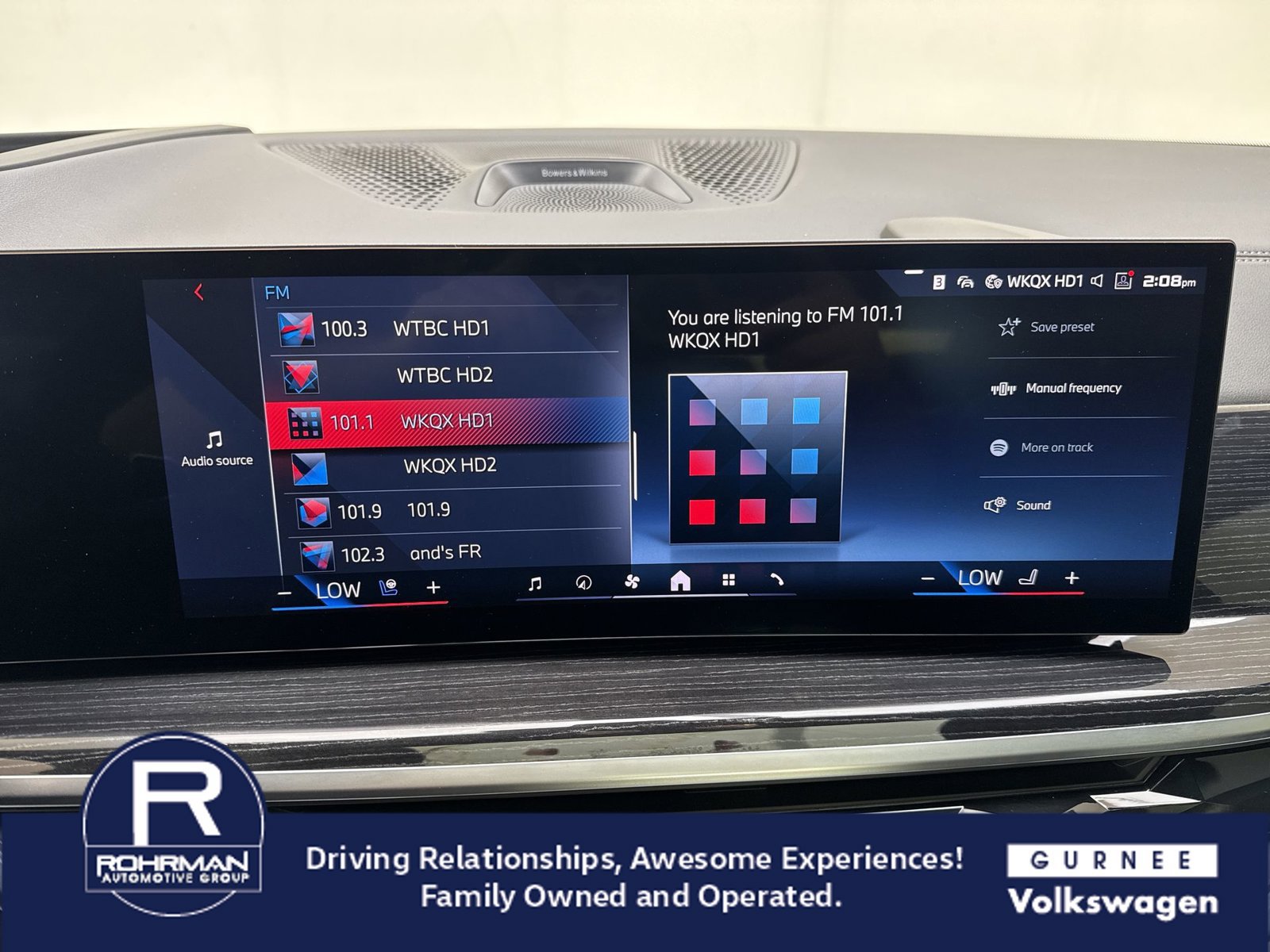 Used 2025 BMW X7 M60i w/ Executive Package AWD/4WD image 7