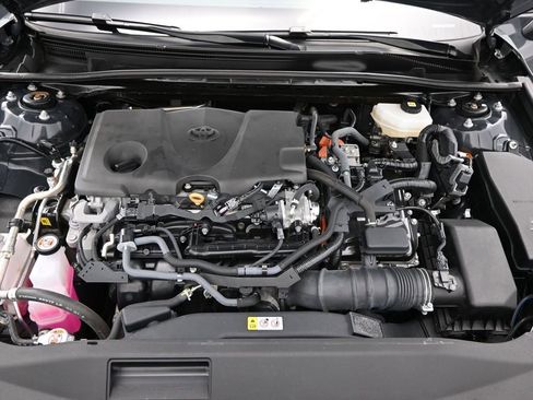 Used 2025 Toyota Camry LE image 26