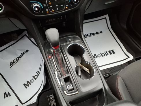 Used 2024 Chevrolet Equinox RS image 18