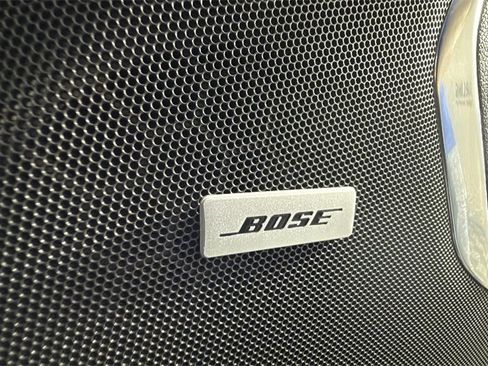 Certified 2025 Chevrolet Suburban Premier image 37