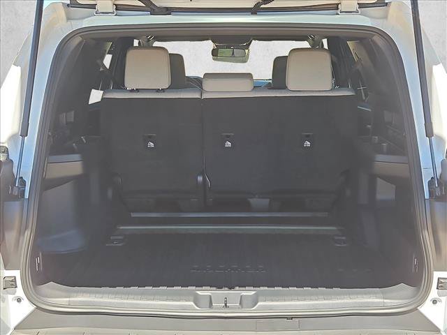 Certified 2025 Toyota 4Runner SR5 AWD/4WD image 6