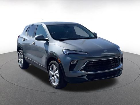 Used 2025 Buick Encore GX Preferred image 3