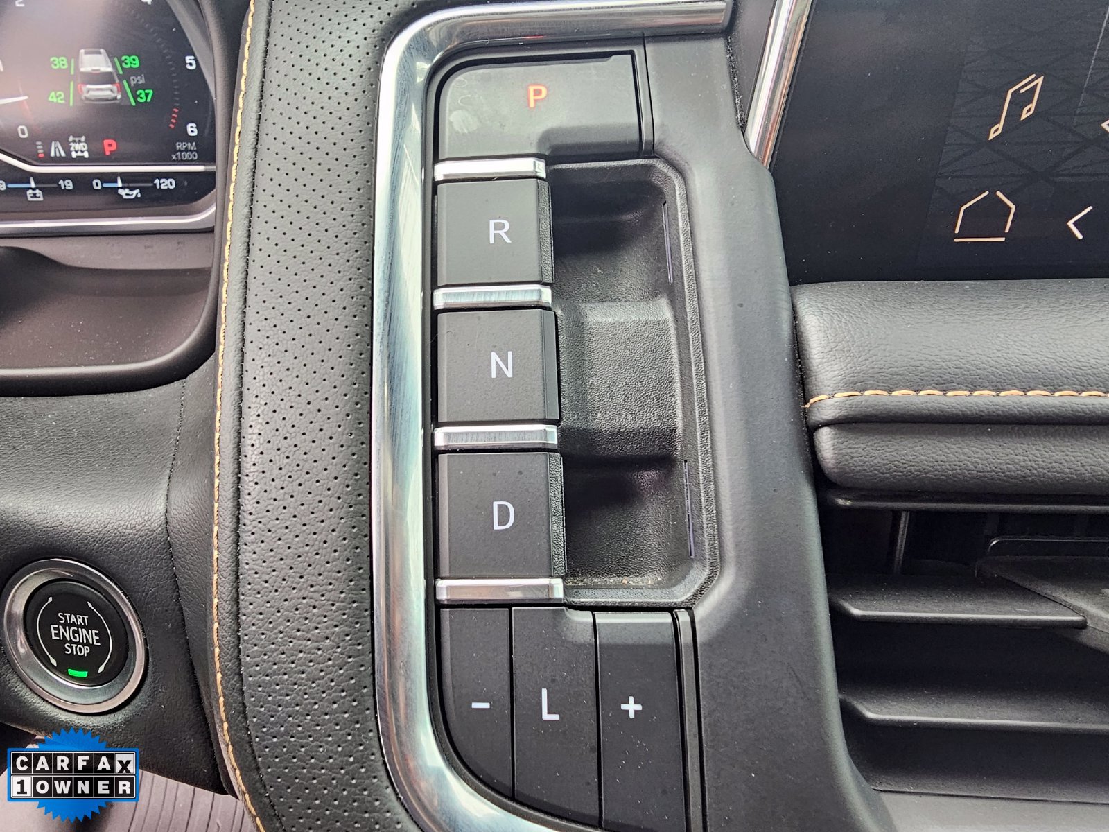 Used 2023 GMC Yukon XL AT4 w/ AT4 Premium Plus Package AWD/4WD image 27