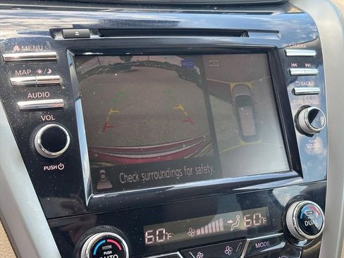 Used 2019 Nissan Murano SL w/ SL Technology Package FWD image 5