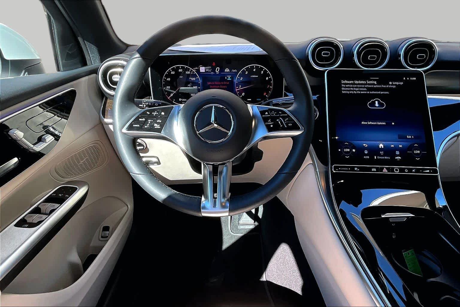Certified 2026 Mercedes-Benz GLC 300 image 6