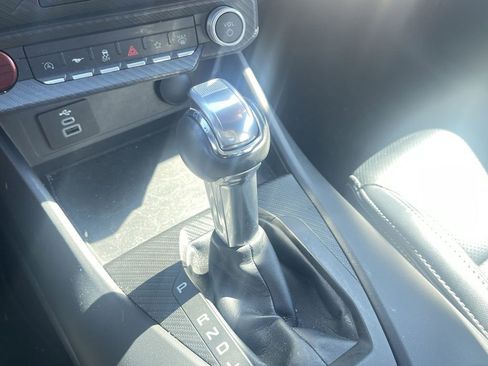 Used 2025 Ford Mustang Premium image 30