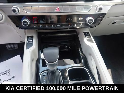Certified 2024 Kia Telluride S w/ S Sunroof Package AWD/4WD image 17