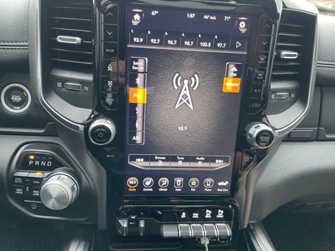 Used 2020 RAM 1500 Laramie image 9