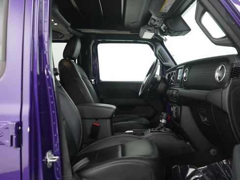 Used 2023 Jeep Wrangler Unlimited Sahara w/ Cold Weather Group image 11