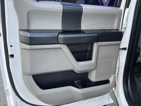 Used 2019 Ford F250 XL w/ Power Equipment Group image 15