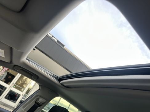 Used 2024 Honda Civic EX image 11