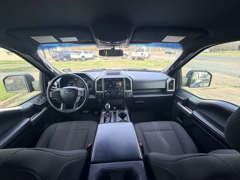 Used 2016 Ford F150 XLT w/ Equipment Group 302A Luxury image 7