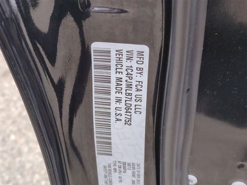 Certified 2020 Jeep Cherokee Latitude Plus image 35