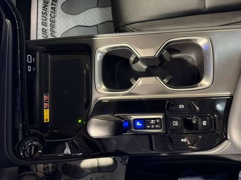 Used 2025 Lexus NX 250 FWD image 20