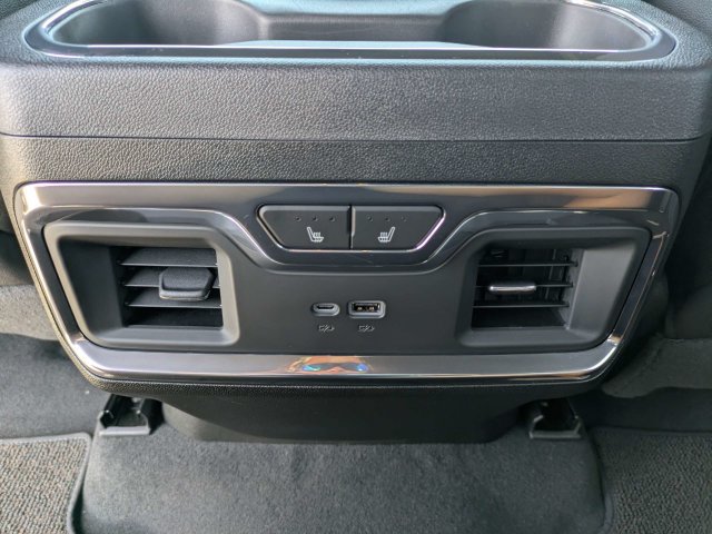 Used 2024 Chevrolet Silverado 1500 High Country w/ Technology Package AWD/4WD image 16