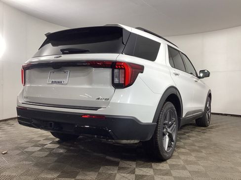 New 2026 Ford Explorer ST-Line w/ ST-Line Street Pack image 2