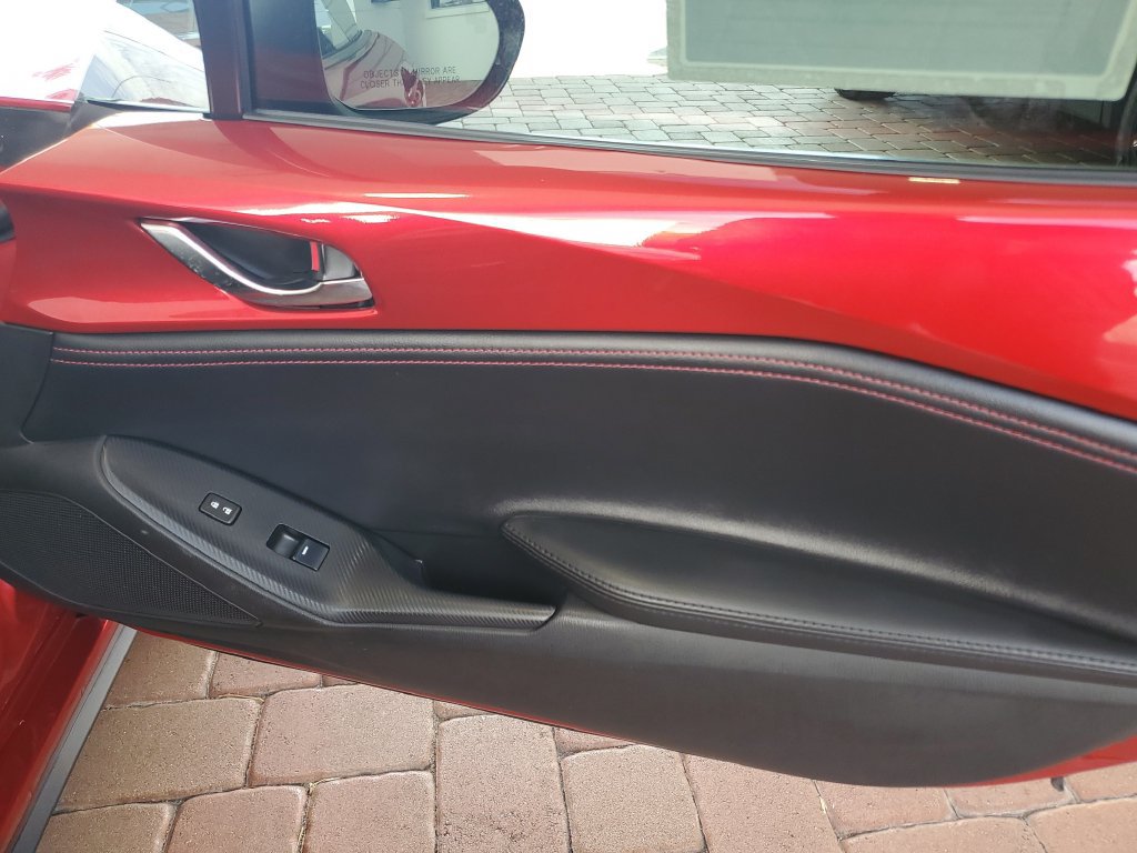 Used 2017 MAZDA MX-5 Miata RF Grand Touring RWD image 12